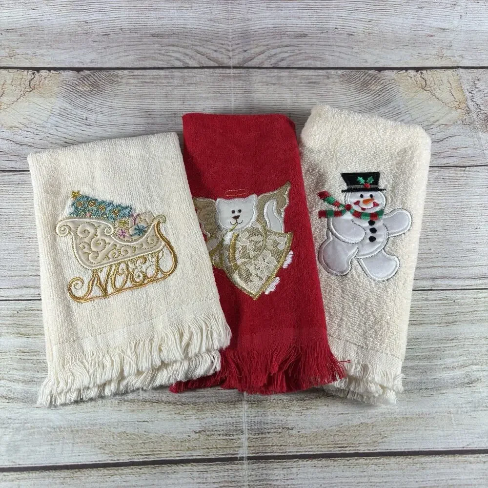 Vintage Christmas Hand Towels Lot 3 Embroidered Fringe Snowman Sleigh 11x16